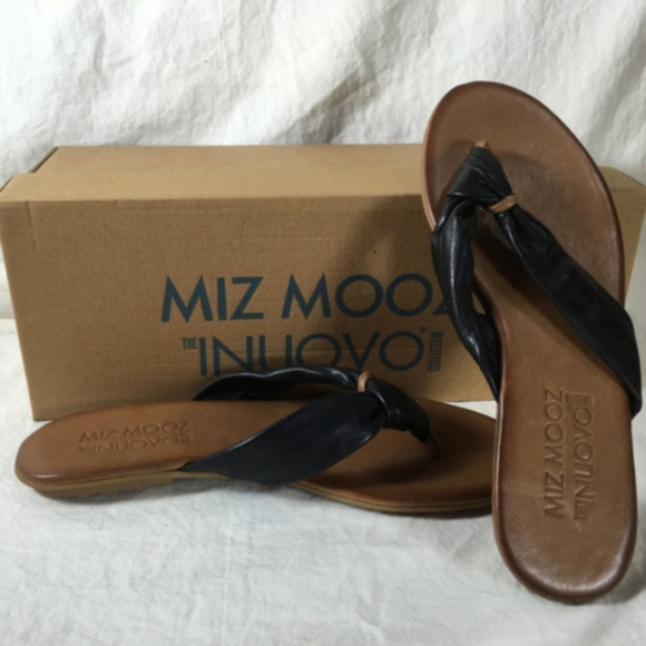 Miz Mooz Shoes - Women's Lagoon Thong Soft Leather Sandal Black Miz Mooz Shoes - Women's Lagoon Thong Soft Leather Sandal Black